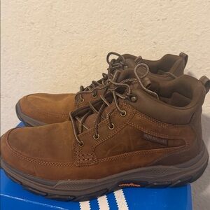 Men’s Skechers Brown Hiking Boots waterproof
